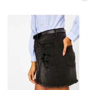Express Women’s Distressed Denim Mini Skirt Black Jean Size 4 Goth Grunge EMO